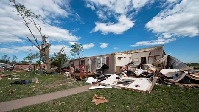 How Safe are Mobile Homes During Hurricanes?