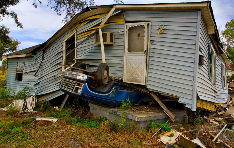 Is It Safe to Buy a Mobile Home in a Hurricane-Prone Area?