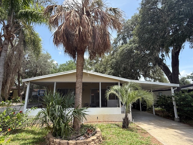 How Does The Mobile Home Dealer Sell Sarasota Mobile Homes?
