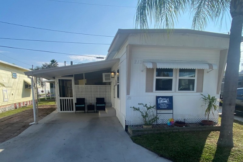 Mobile home in Sarasota Florida for sale