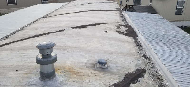 Common Mobile Home Roof Problems and Fixes for Florida Residents