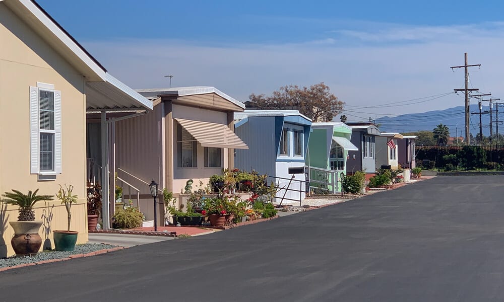 Top 5 Banks That Finance Mobile Homes with Land