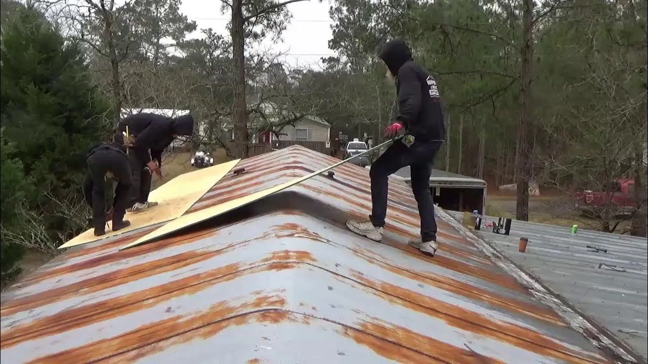 Mobile home roof repair