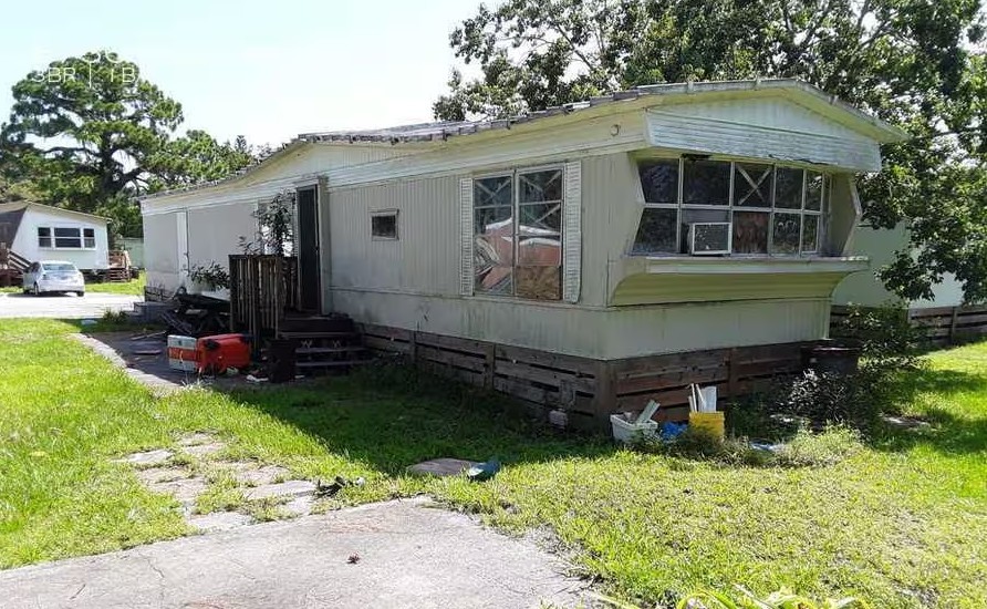 Transforming Dreams: What Mobile Homes Are Considered Fixer-Uppers