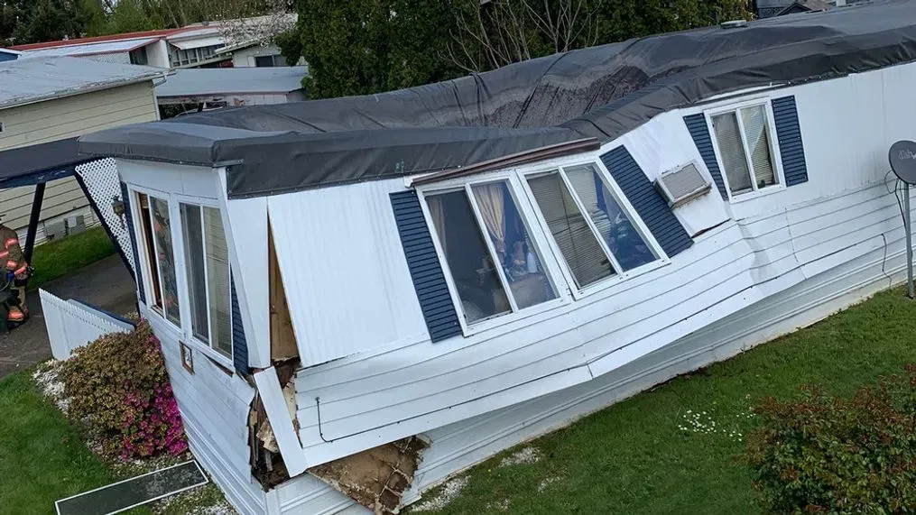 Can a Mobile Home Collapse
