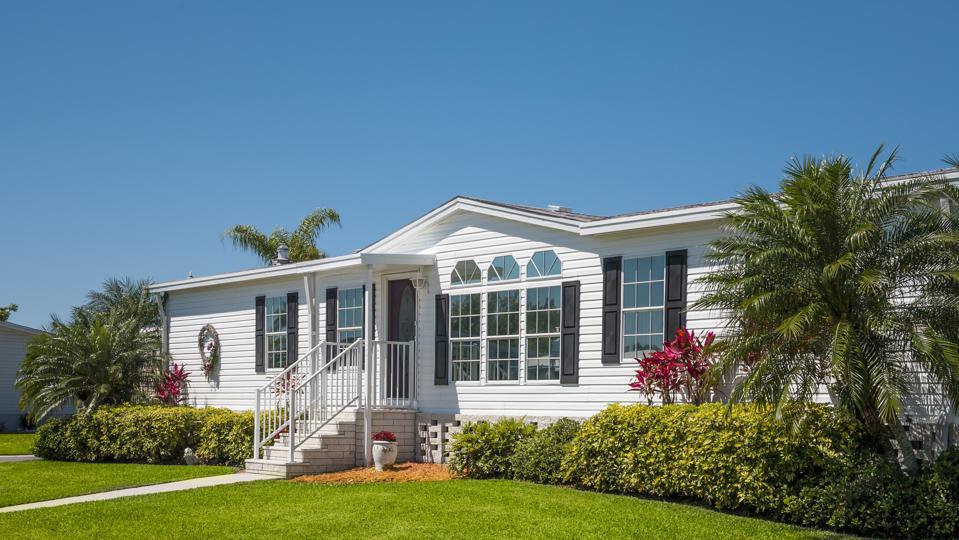 Best Mobile Home Insurance for Your Florida Home