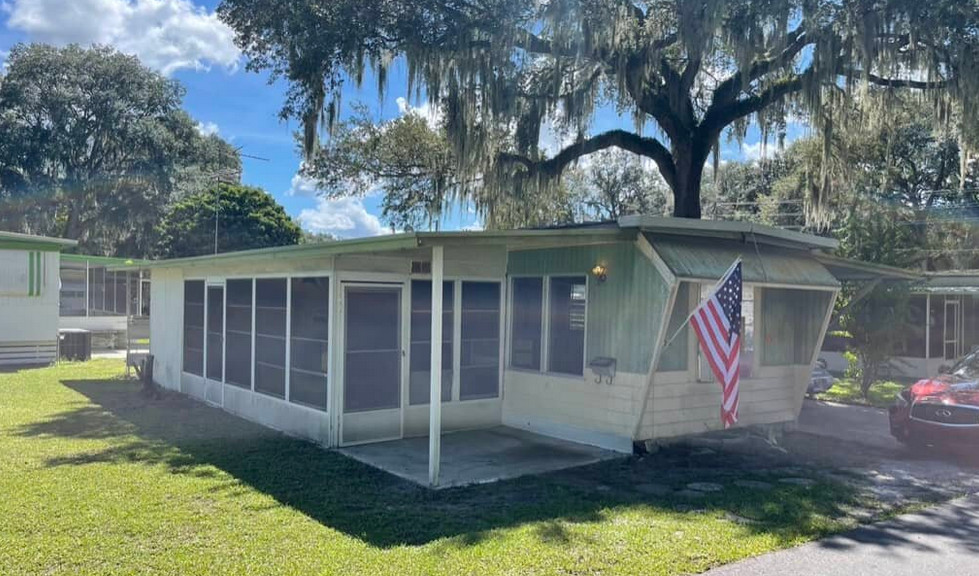 Do You Need a License to Sell Mobile Homes in Florida?