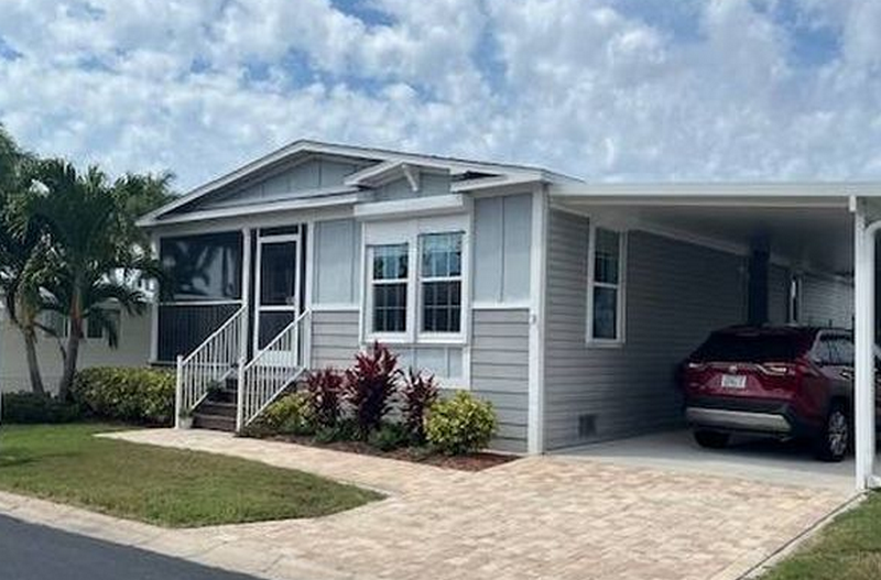 Become a Mobile Home Sales Agent in East Naples, Florida