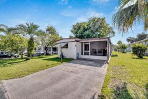 4908 Dove Drive Zephyrhills Florida 33541