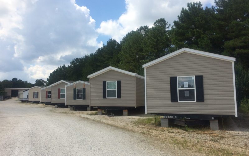 Affordable Mobile Homes in Florida: Buying New vs. Pre-Owned