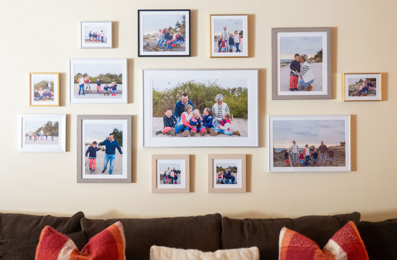 can you hang pictures in a mobile home rental